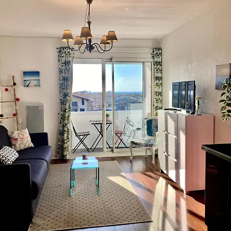 Daire Sea View From Bed 100m Beach, Free Parking, Surf