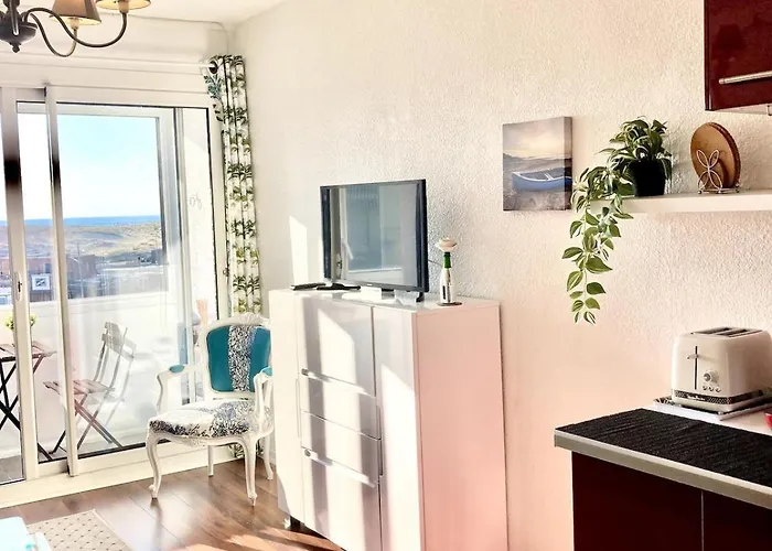 Sea View From Bed 100m Beach, Free Parking, Surf *